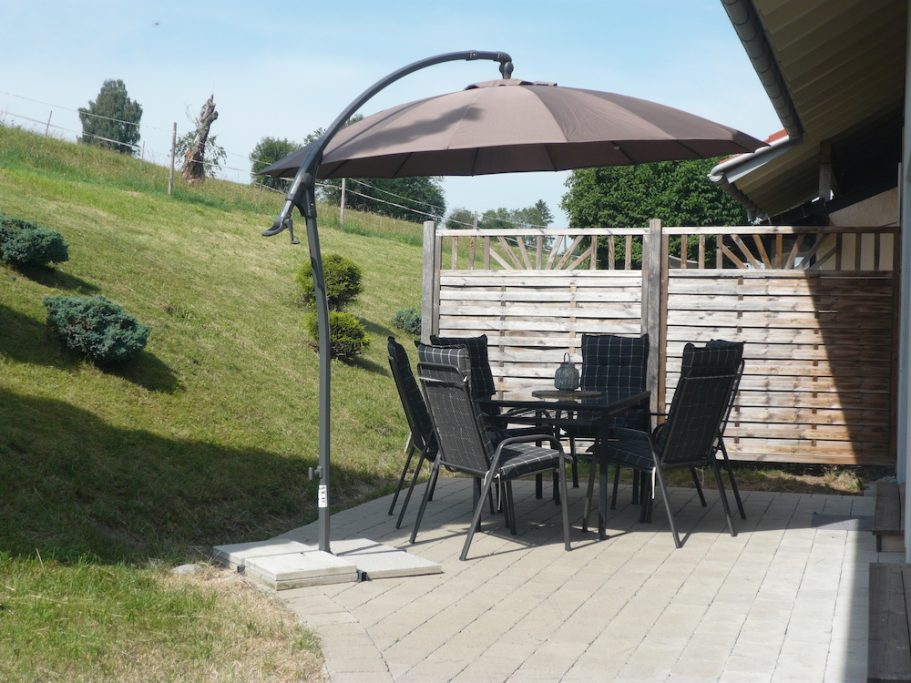 Sonnenterasse in der Ferienwohnung Heumilch-Hof Fehr in Stiefenhofen im Allgäu