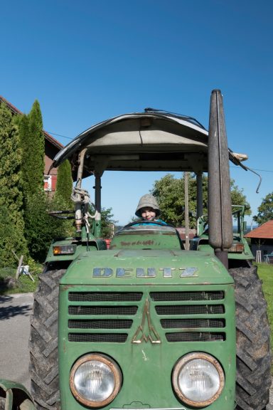 Traktor Heumilch-Hof Fehr in Stiefenhofen im Allgäu